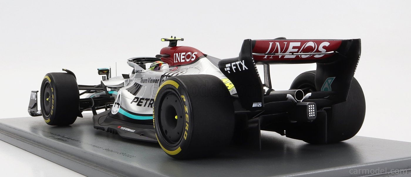 Miniature F1 Spark 1/18 Mercedes W13E #44 Lewis Hamilton GP France 2022 - Avec Vitrine