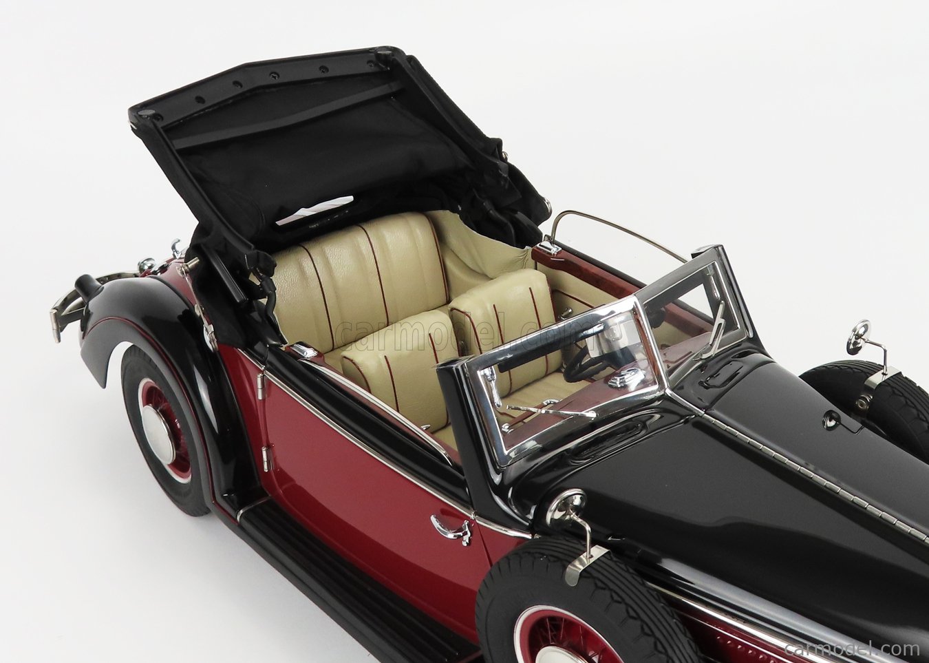 CMC M010 Echelle 1/12 | HORCH 853 CABRIOLET SOFT-TOP 1937 RED BLACK