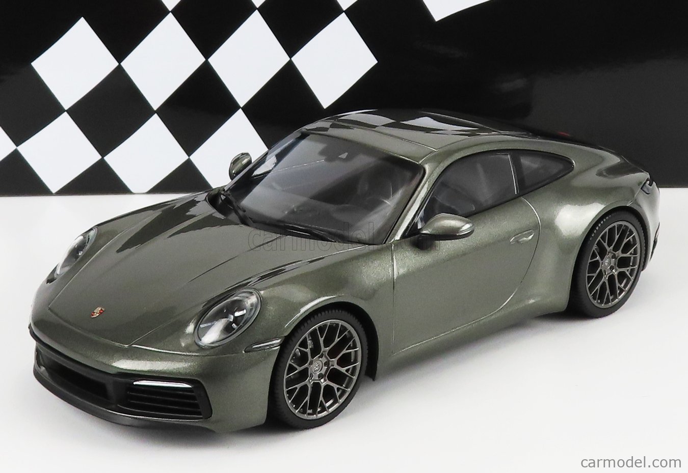 MINICHAMPS 155067328 Scale 1/18 | PORSCHE 911 992 CARRERA 4S COUPE 2019 ...