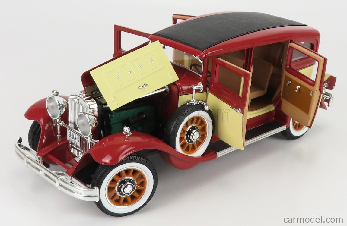 Miniature 1/18 Peerless Sedan 1931 AUTO WORLD AW284
