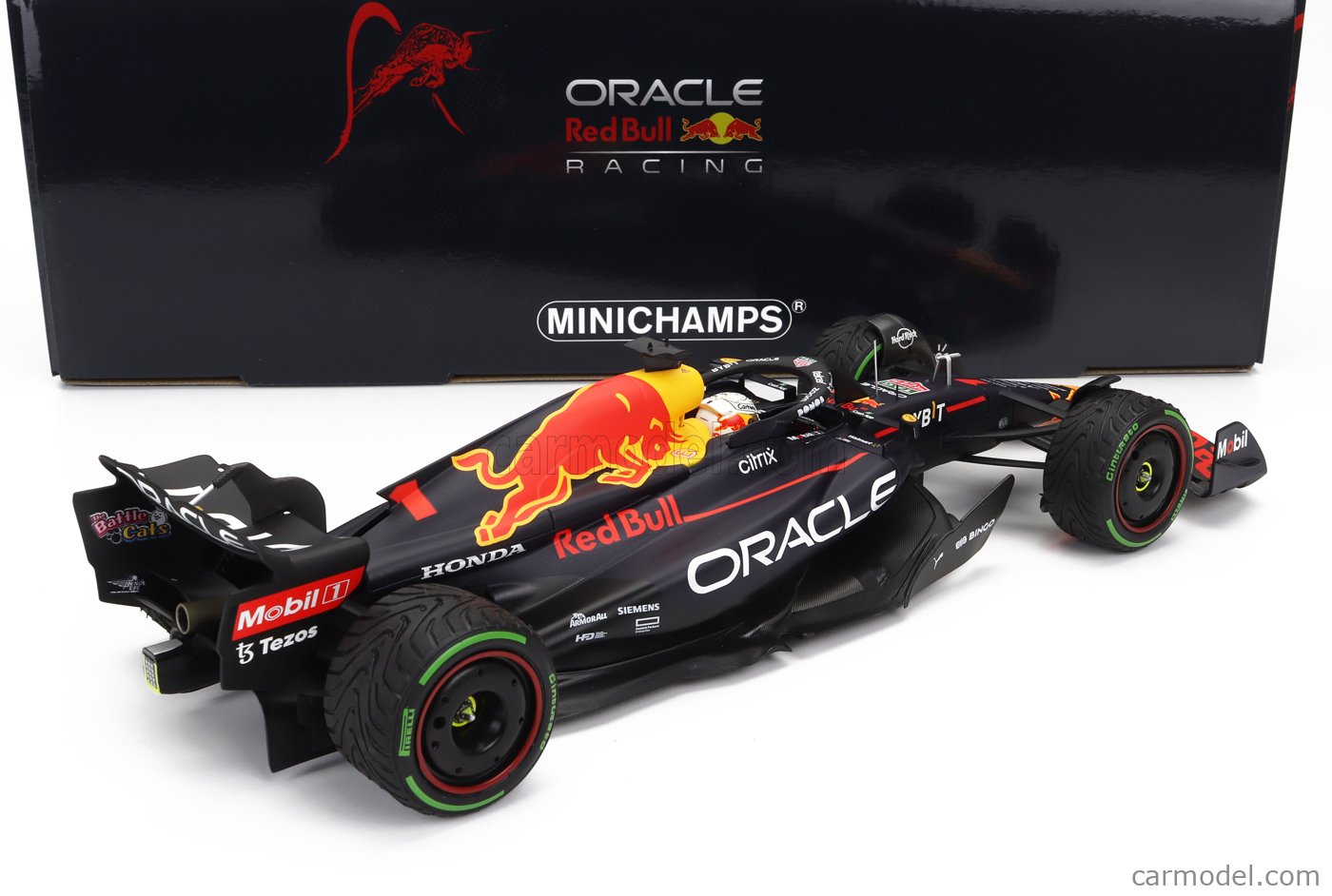 MINICHAMPS 110221801 Scale 1/18 | RED BULL F1 RB18 TEAM ORACLE RED