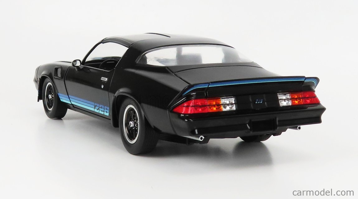 CAMARO 改造　1/18 s-l1200.jpg