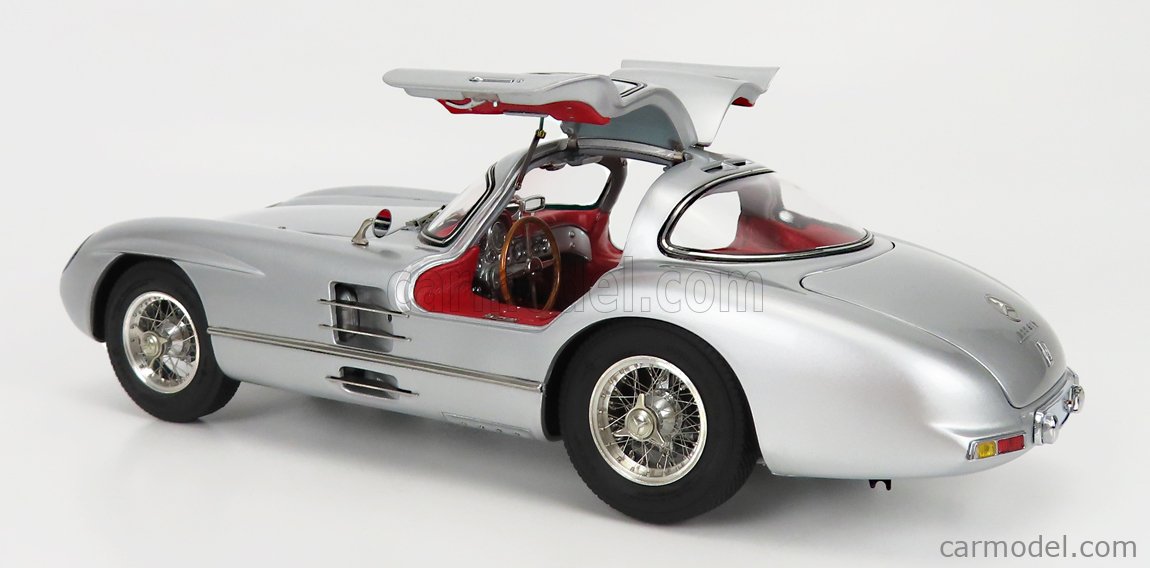 CMC M076 Scale 1/18 | MERCEDES BENZ 300 SLR UHLENHAUT COUPE 1955 - RED ...