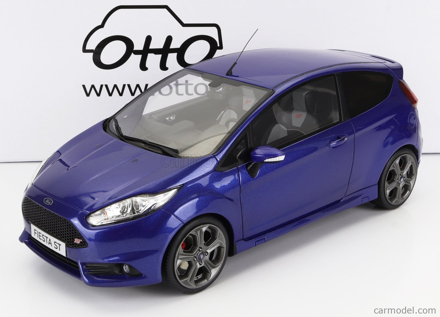Ottomobile Ford Fiesta MK7 ST Race Red 2016 - Résine 1/18 OT1087 - Neuf