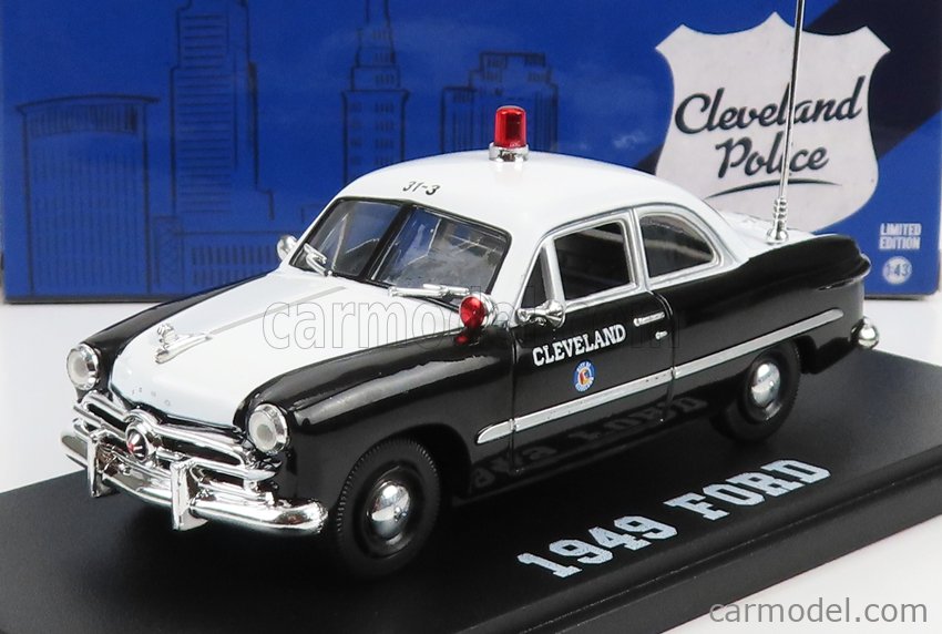 GREENLIGHT 86635 Masstab: 1/43  FORD USA CLEVELAND POLICE 1949 BLACK WHITE