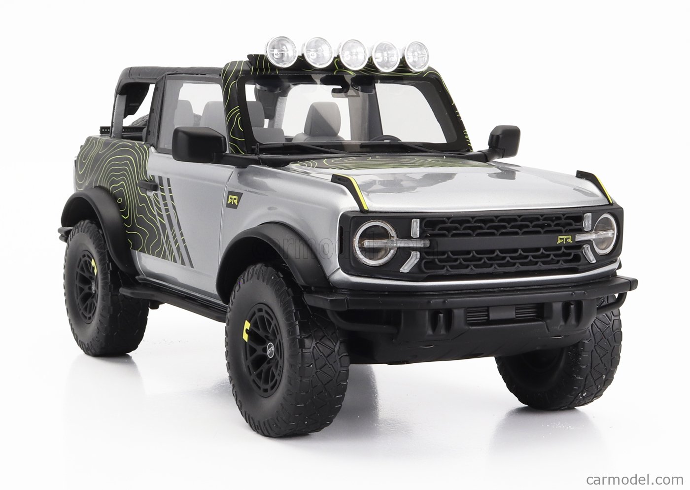 GT-SPIRIT GT404 Scale 1/18 | FORD USA BRONCO BY RTR 2022 SILVER BLACK