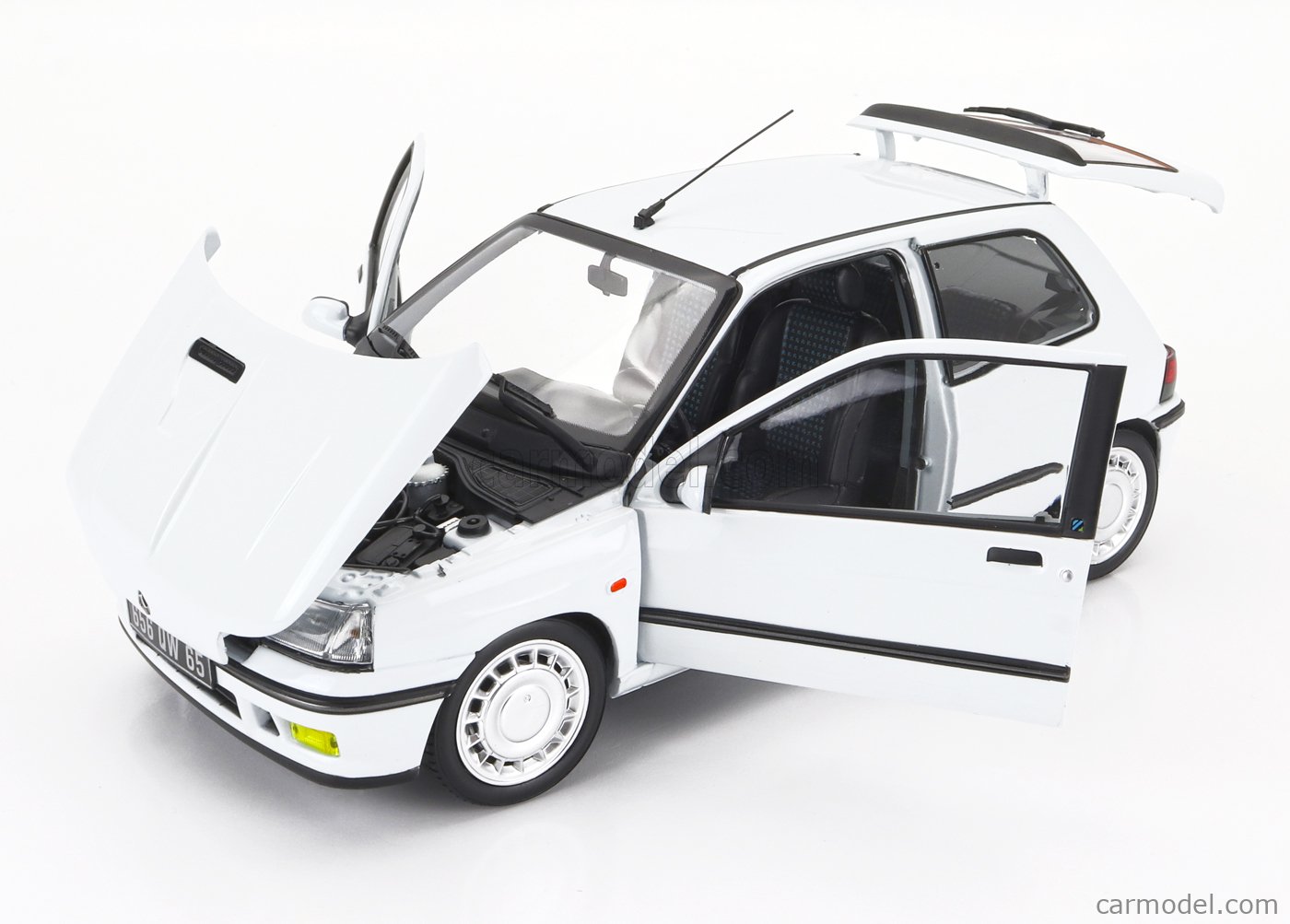 NOREV 185251 Scale 1/18 | RENAULT CLIO 16S S1 1991 WHITE