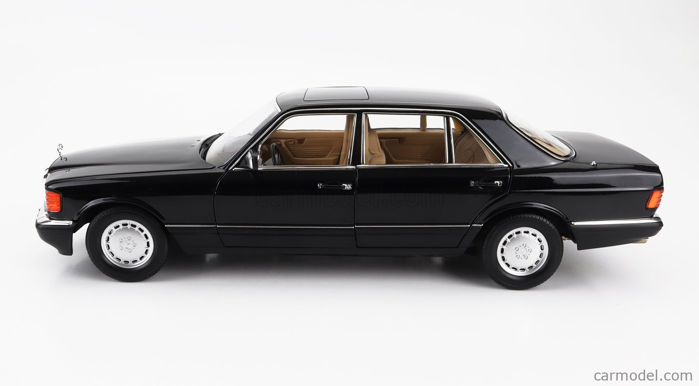 Mercedes-Benz 560 SEL 1989 Black 1/18 Norev 183793