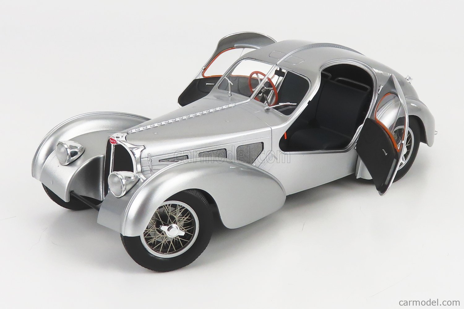 Solido Echelle Bugatti Type Sc Atlantic Silver