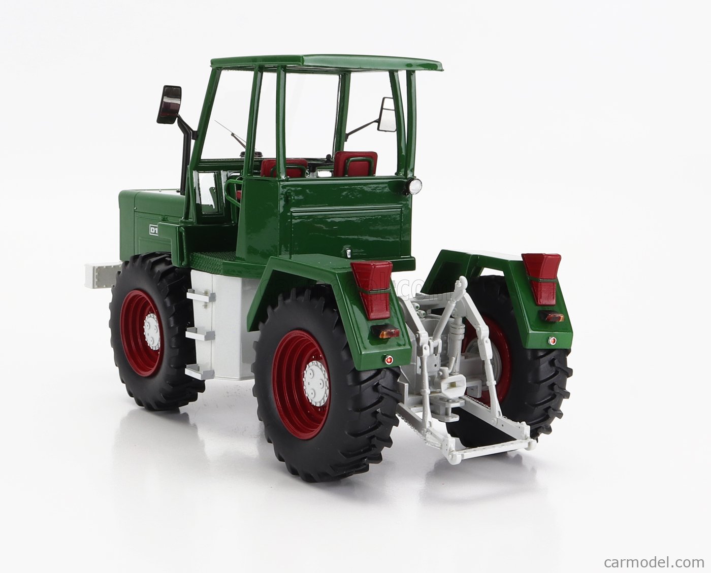 AUTOCULT ATC90220 Scale 1/32  DEUTZ D16006 TRACTOR GERMANY WITH CABIN 1969 GREEN