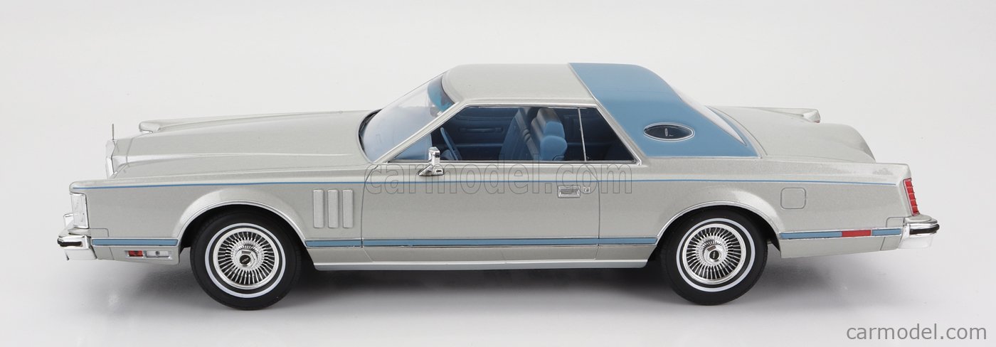 Lincoln Continental Mark V Silver MCG 1/18