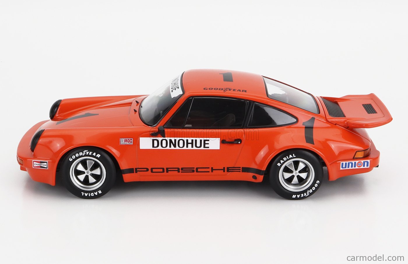 Figurine 1/18 SOLIDO - PORSCHE 911 IROC, Pilote DONOHUE, Résine à Peindre (WERK 83, SPARK)