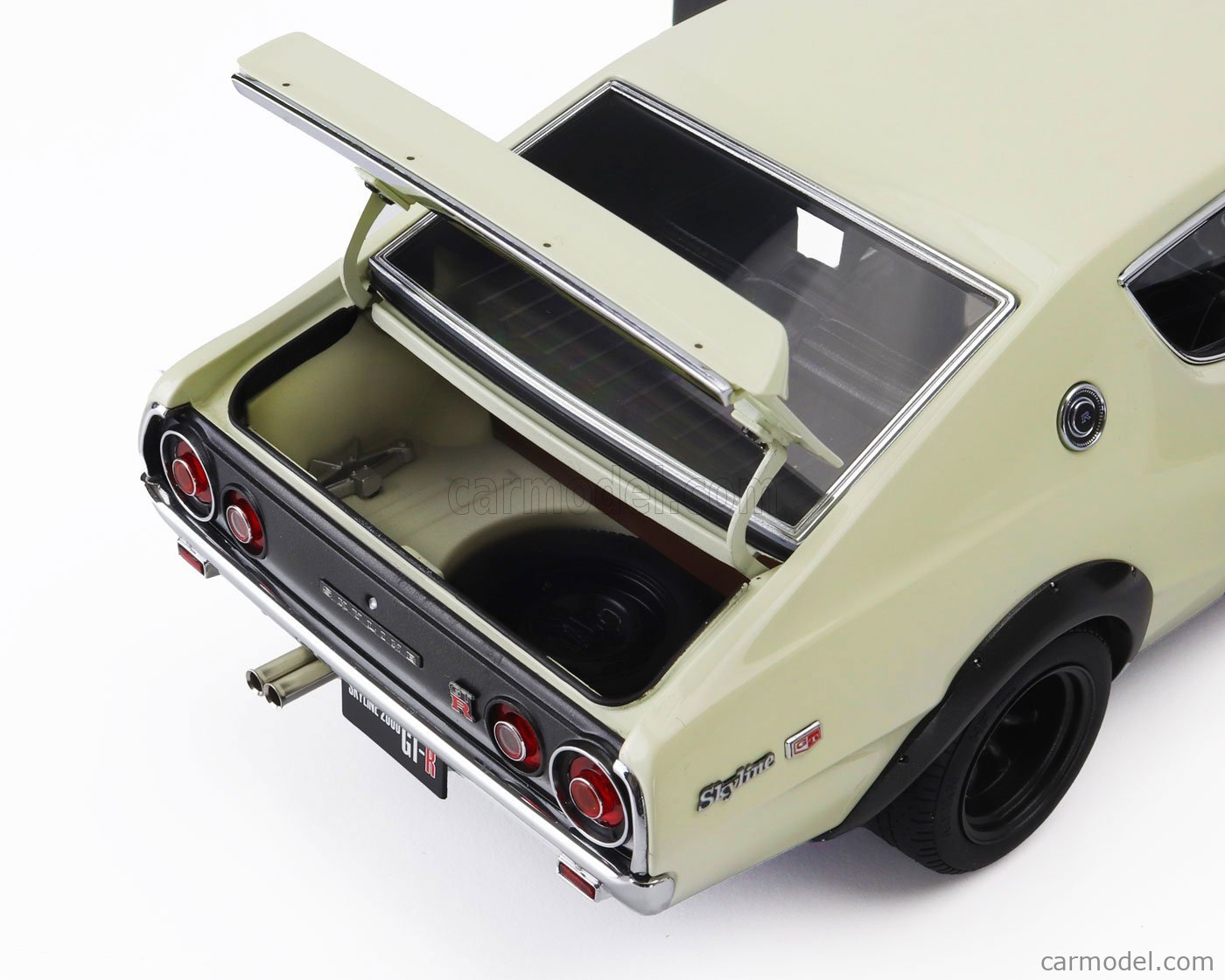 AUTOART 77467 Scale 1/18 | NISSAN SKYLINE 2000 GT-R (KPGC110