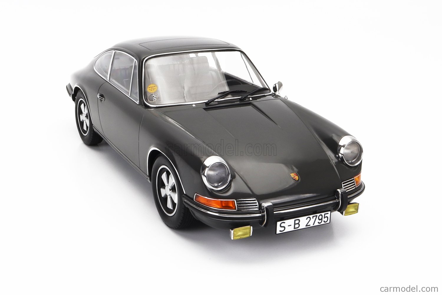 NOREV 127513 Scale 1/12 | PORSCHE 911 S COUPE 1972 (STEVE McQUEEN