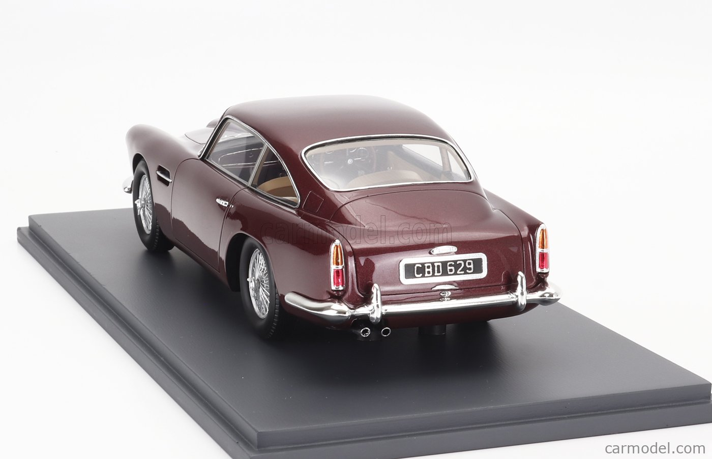SCHUCO 450065000 Scale 1/18 | ASTON MARTIN DB4 MKII 1960 SCHUCO 450065000 Scale 1/18 | ASTON MARTIN DB4 MKII 1960