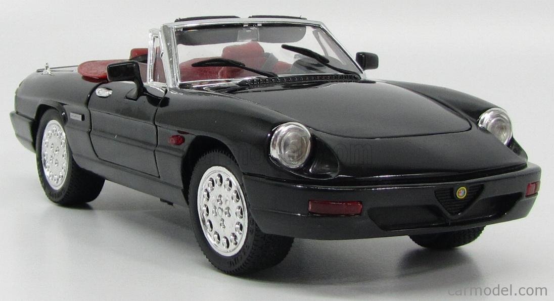 MAISTO ALFA ROMEO Spider 1/18 EUR 28,00 - FR