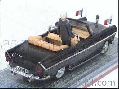 Simca V8 Chambord Présidentielle 1960 avec figurine 1/43