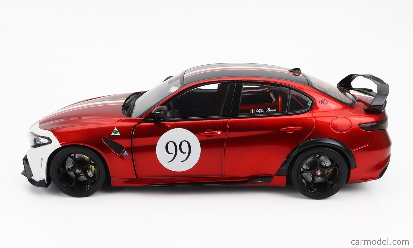 Alfa Romeo Giulia GTAM 2023 - Solido 1/18 - Modèle Réduit Voiture