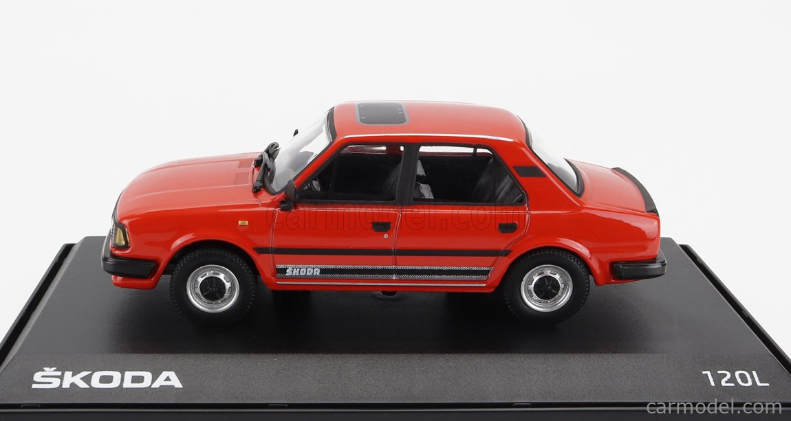 Modèle Réduit Skoda 120L 1984 - Échelle 1:43 Par ABREX - Finition Polie - Réf. 143ABS-702T1