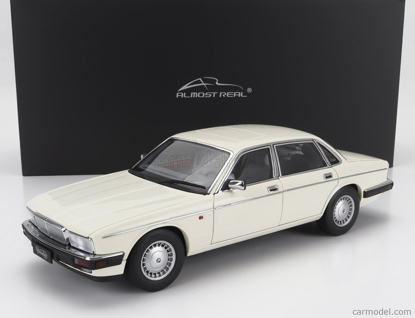 Almost Real Alm Masstab Jaguar Daimler Xj Xj Glacier White