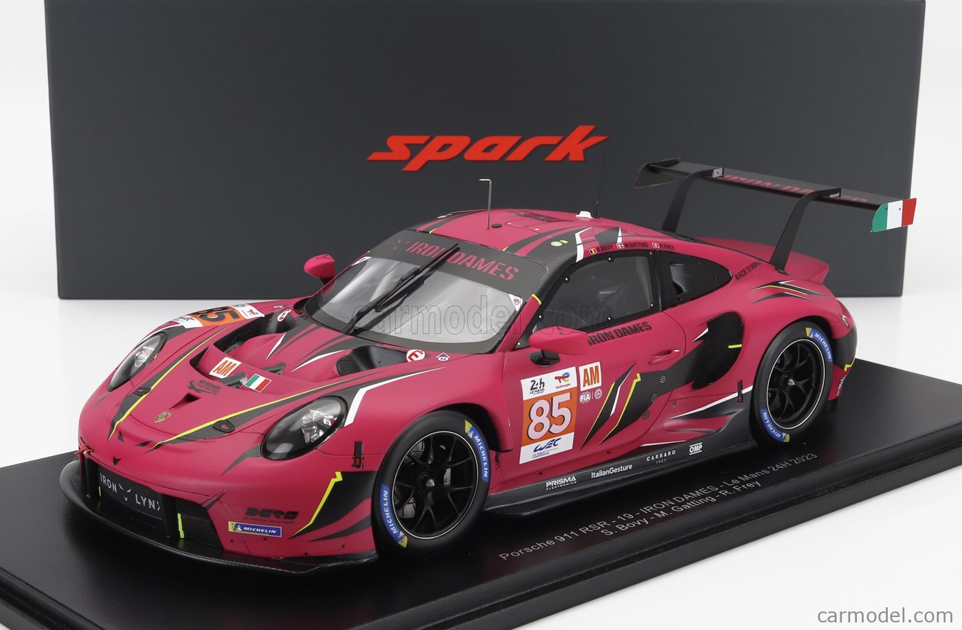 スパーク　1/18 porsche911 rsr-19 iron lynx Spark 1/18 Scale 18S930 - Porsche 911 RSR 19 Iron Lynx Le
