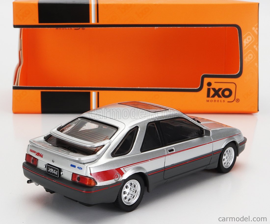 IXO 1/43 - Renault 25 Phase 1 1986 Metallic Gold Diecast Scale