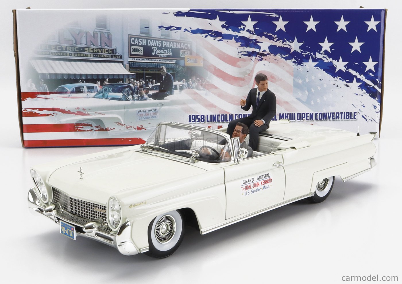 SUN-STAR 04707 Masstab: 1/18  LINCOLN CONTINENTAL MKIII CABRIOLET OPEN WITH JOHN F.KENNEDY FIGURE IN OREGON 1960 WHITE