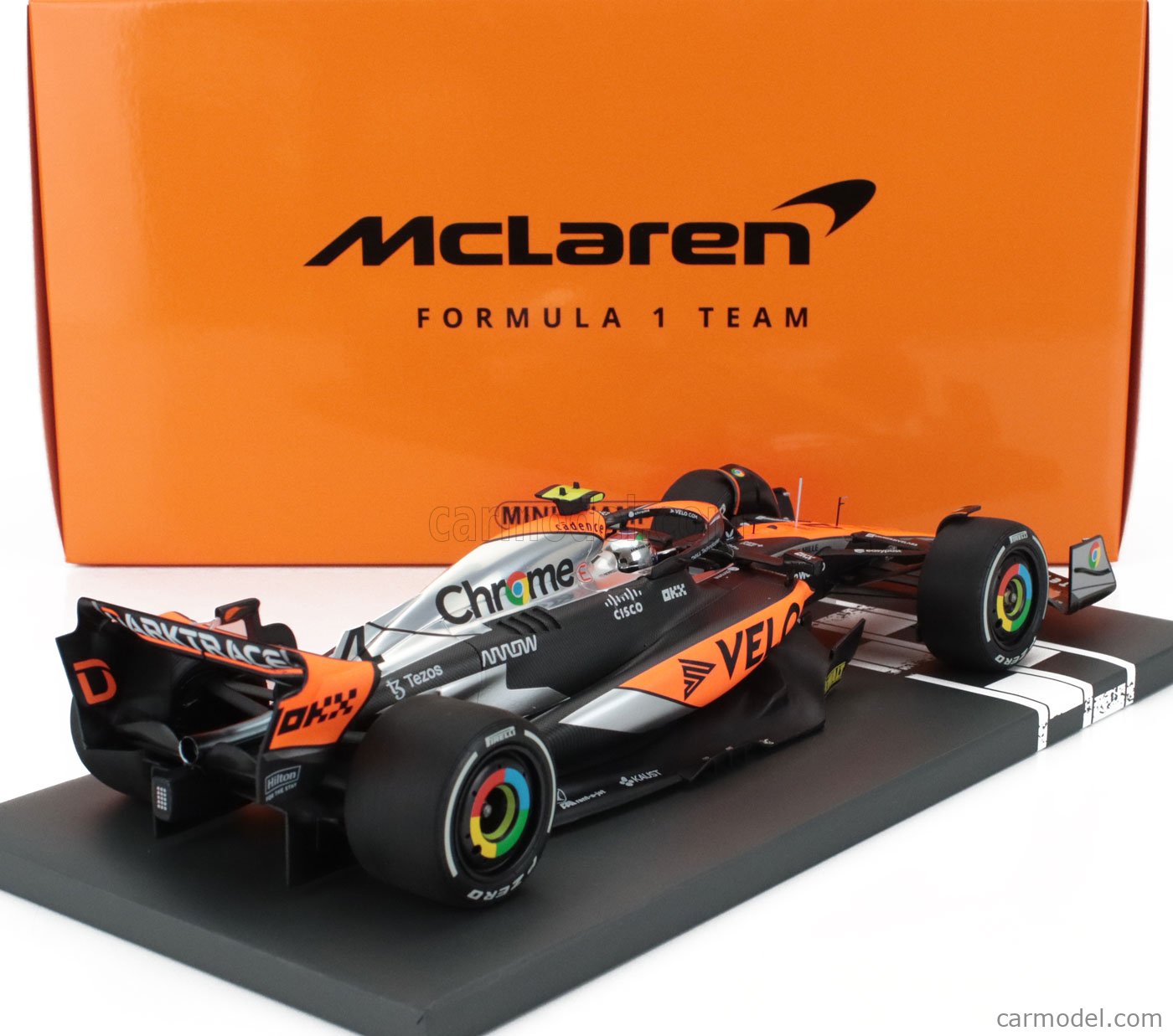 ミニカー MINICHAMPS McLaren F1 1/18 1/18 Minichamps McLaren F1 (Red) Diecast Car Model
