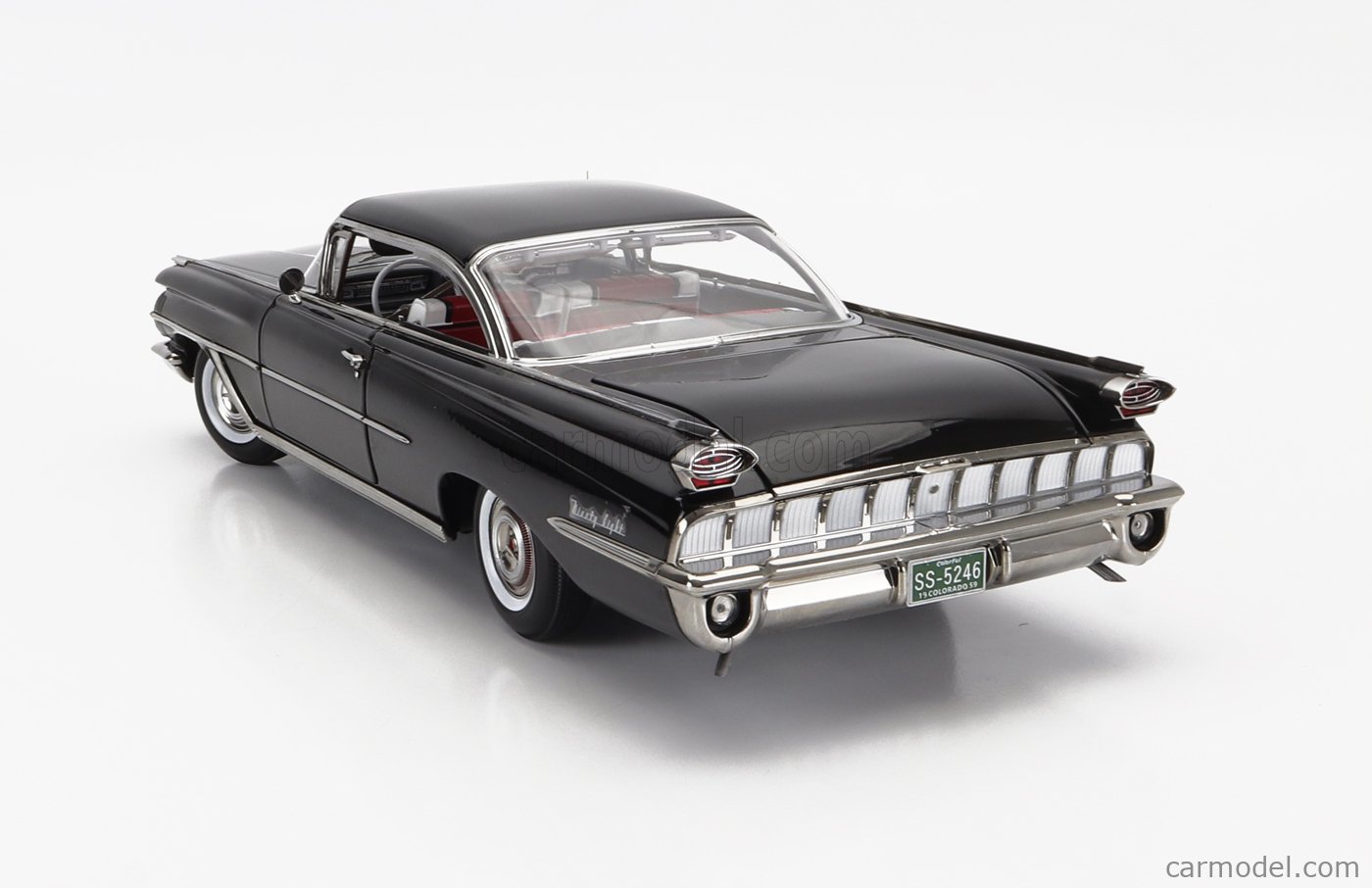 SUN-STAR 05246 Scale 1/18 | OLDSMOBILE 98 HARD-TOP 1959 BLACK