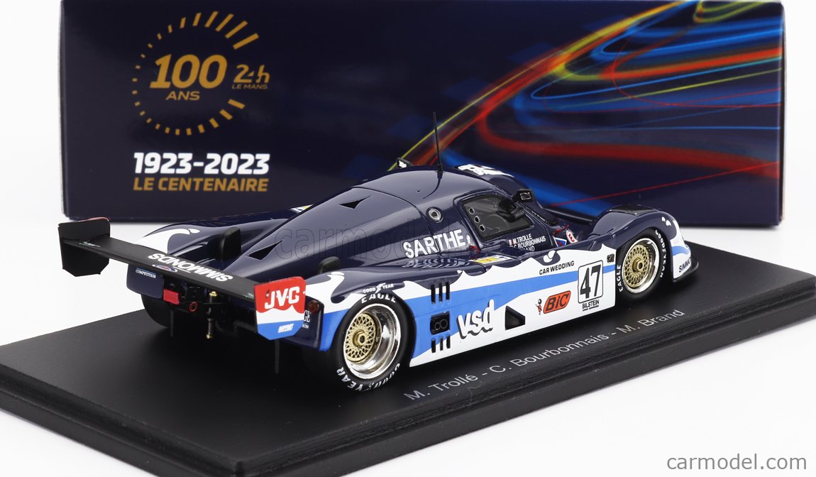 Miniature FORD GT40 6 GULF LE MANS 1969 1ER 1/43
