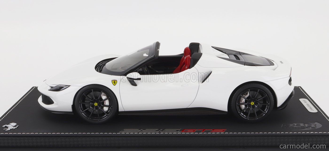 最高の品質の ミニカー 1/18 Ferrari 296 GTS White Cervino Matt