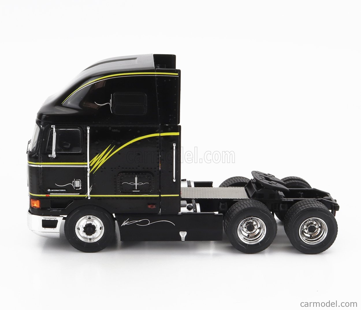 474701_8