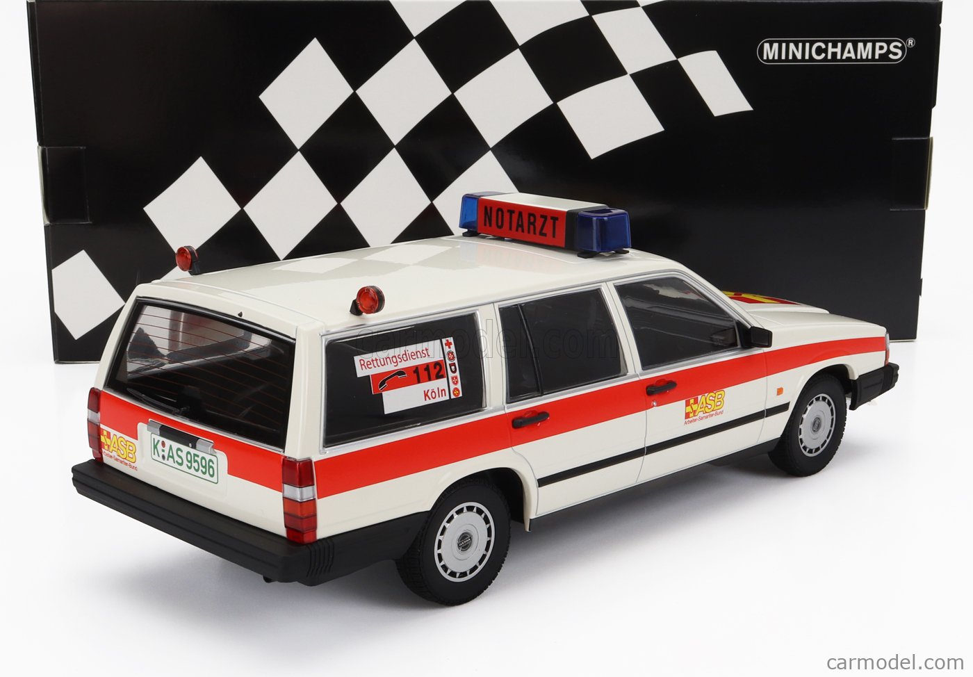 MINICHAMPS 155171794 Scale 1/18 | VOLVO 740GL BREAK SW STATION