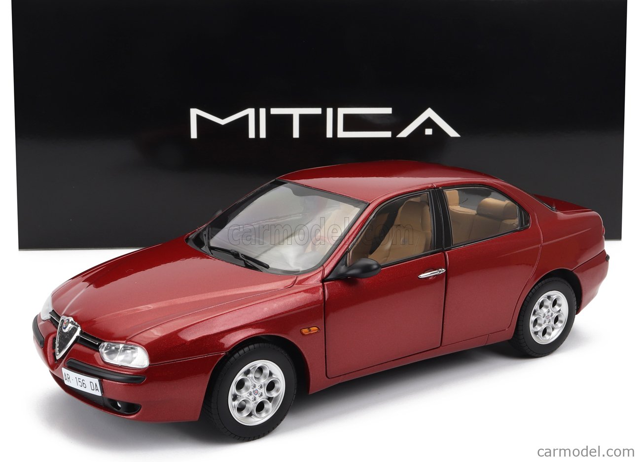 限定品質保証1/18 MITICA DIECAST ALFA ROMEO 2000 BERLINA 1971年 ミティカ アルファロメオ 2000 ベルリーナ 乗用車