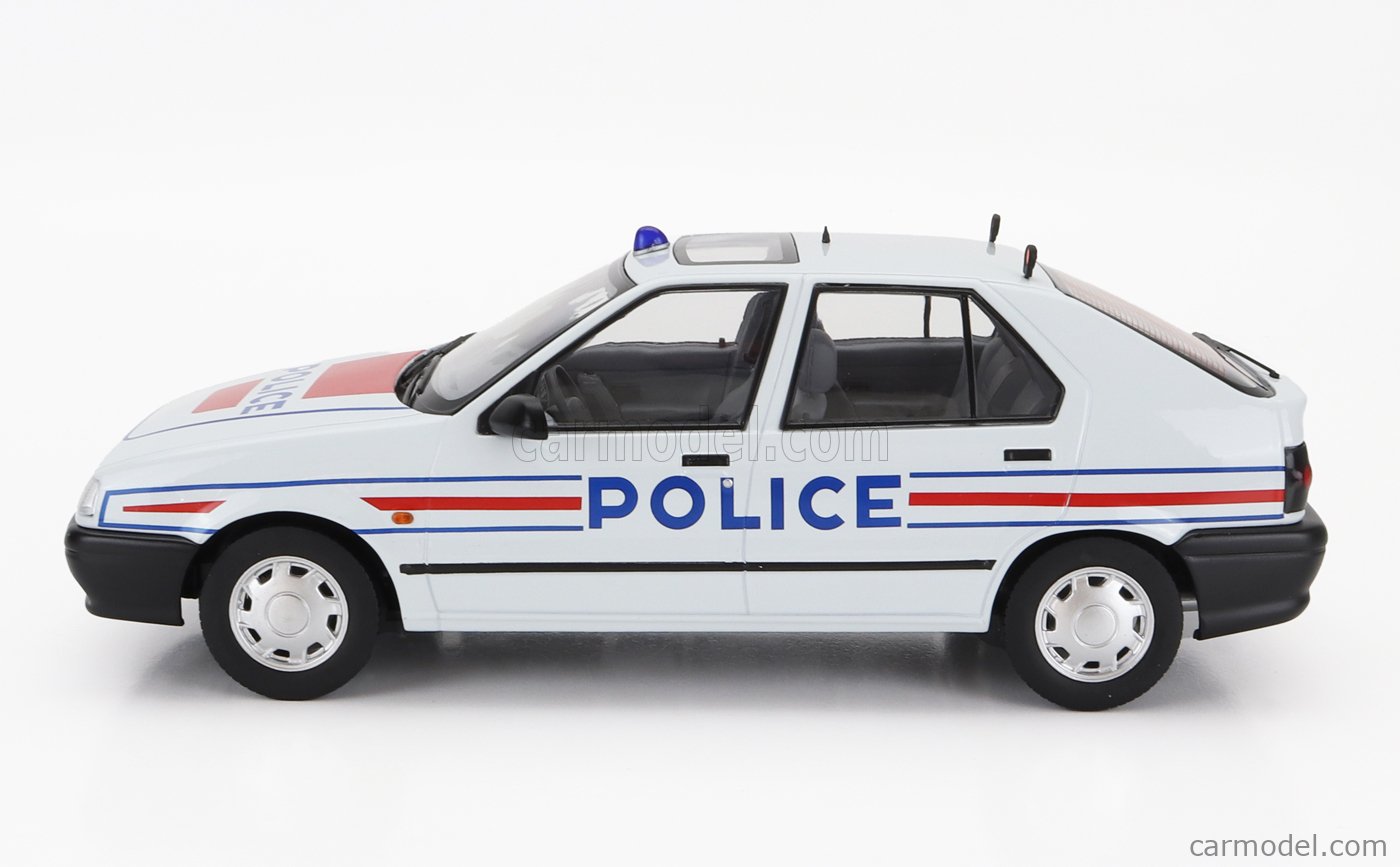 Triple9 1:18 Renault 19 Año de construcción 1994 laguna azul metálico