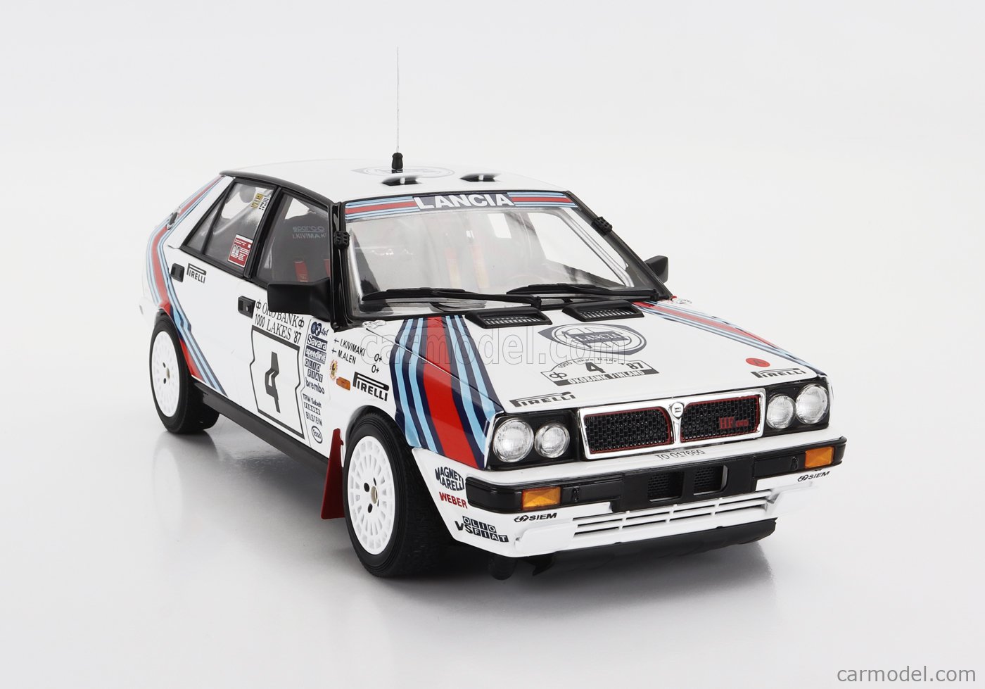 KYOSHO 08960B Escala 1/18 | LANCIA DELTA HF INTEGRALE 4WD TEAM