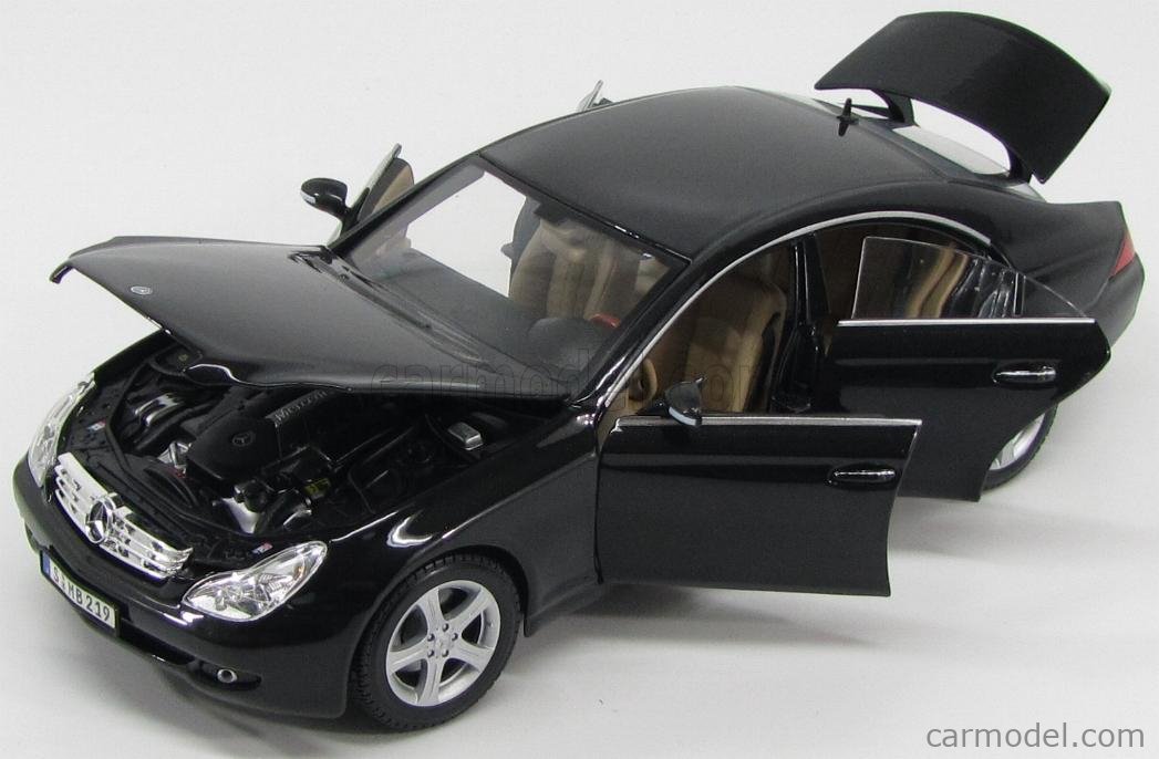 1:18 Mercedes Benz CLS diecast by Maisto Maisto 1/18 Mercedes Benz