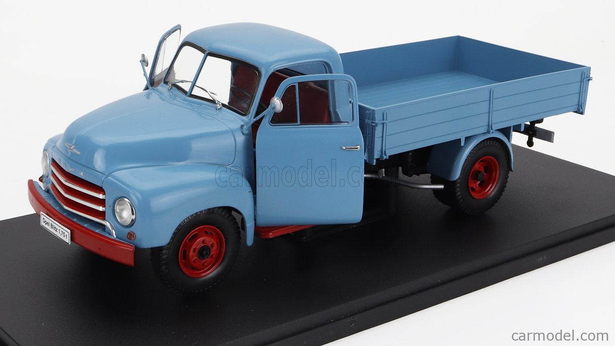 Modèle Réduit 1:24 Opel Admiral 1938 Bleu - Collection Edicola