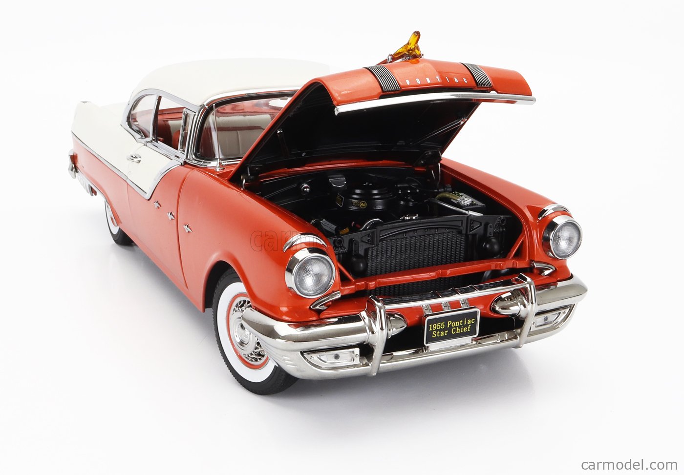 SUN-STAR 05048 Scale 1/18 | PONTIAC STAR CHIEF HARD-TOP 1955 RED WHITE