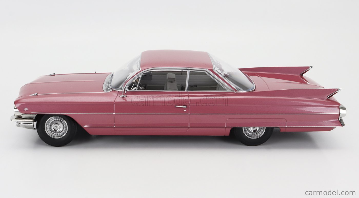 Autoart CADELLAC SERIES 62　1/18（赤） Autoart CADELLAC SERIES 62 1/18（赤） Diecast model cars