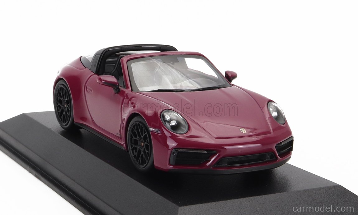 MINICHAMPS 2022 911 992 Ruby Star Neo Targa 4 GTS 1:43 voiture moulée