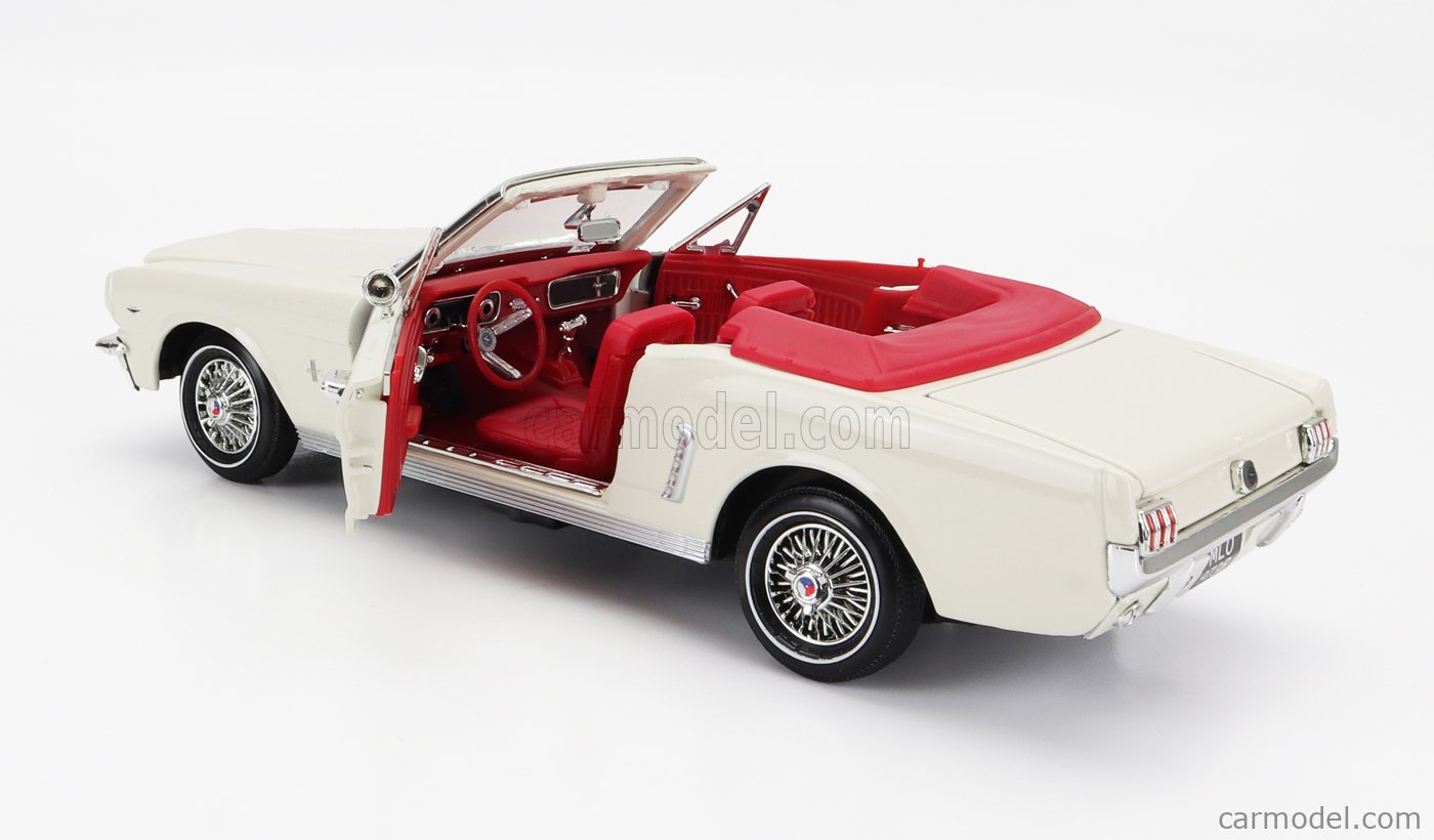 Ford Mustang 1964 1:18 MotorMax – James Bond 007 Goldfinger, Voiture Miniature