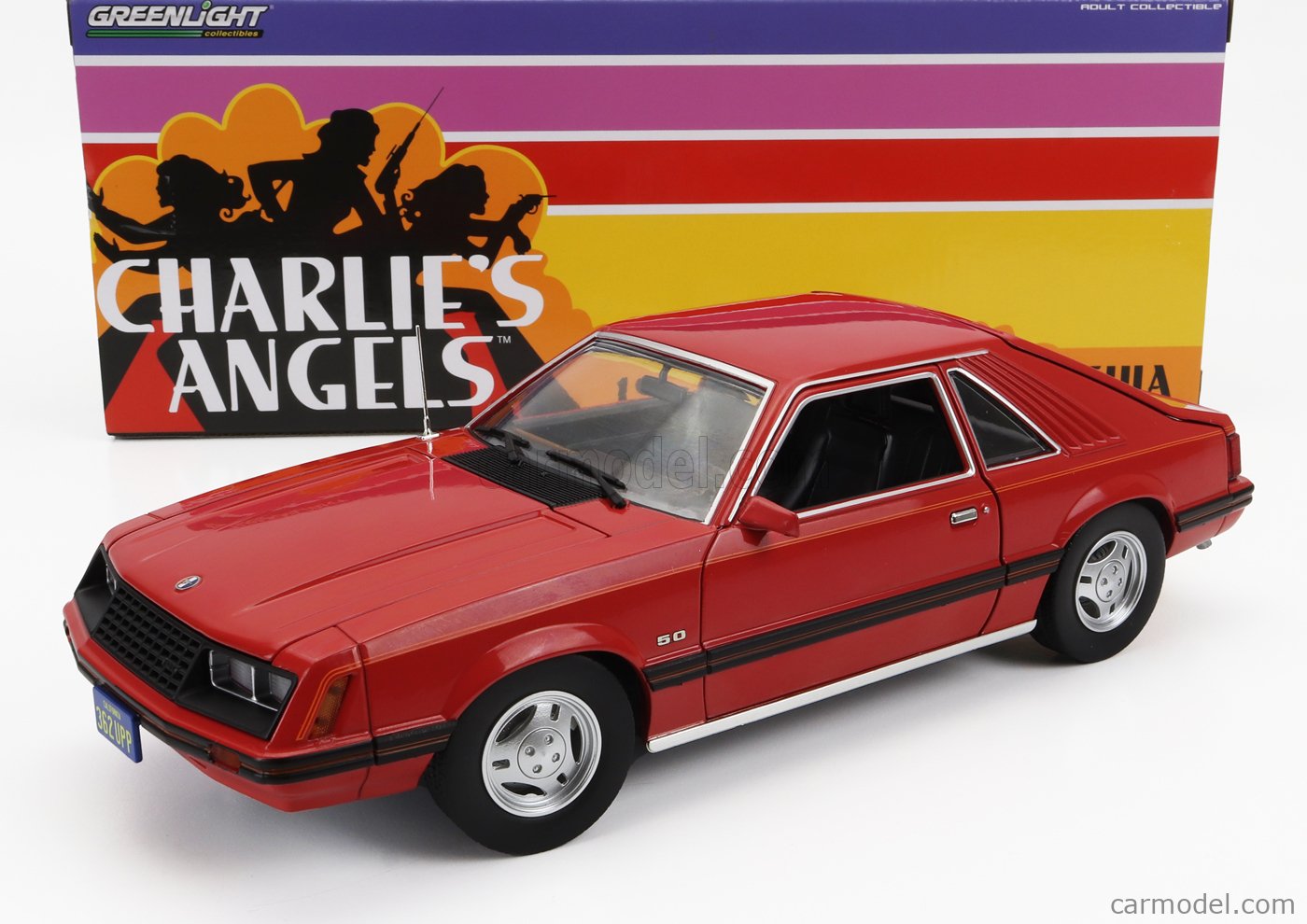 GREENLIGHT 13601 Scale 1/18 | FORD USA MUSTANG 5.0 COUPE