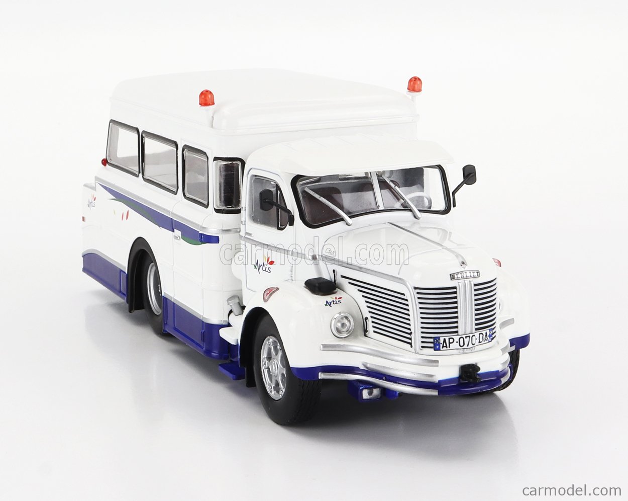 Berliet TLR 10 dépanneuse Bus RATP 1/43 IXO - Collection