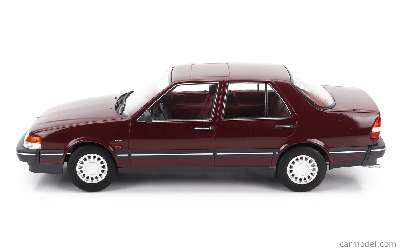 TRIPLE9 T9-1800441 Scale 1/18 | SAAB 9000 CD TURBO 1990 BORDEAUX