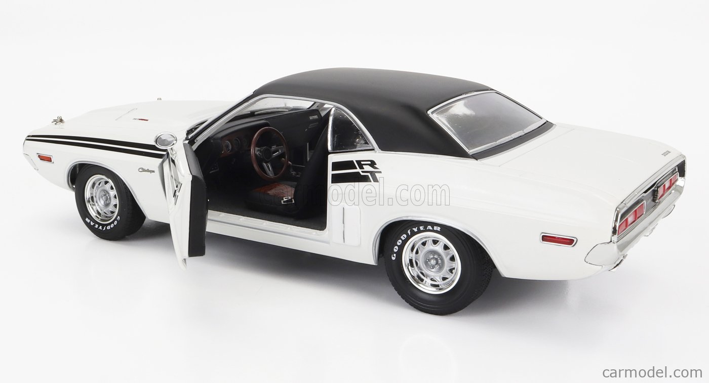 Greenlight The Mod Squad Diecast Model 1/18 1970 Dodge