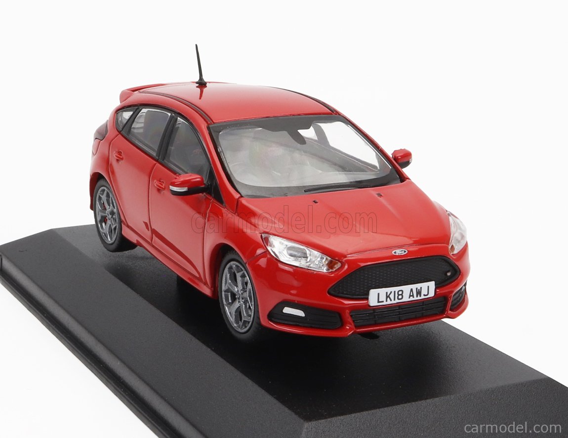 Ford Focus RS Heritage Edition is a £39,895 orange crush | Motoring Research