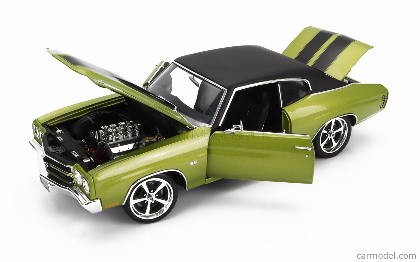 CHEVROLET - CHEVELLE SS COUPE RESTOMOD WITH VINYL TOP 1970