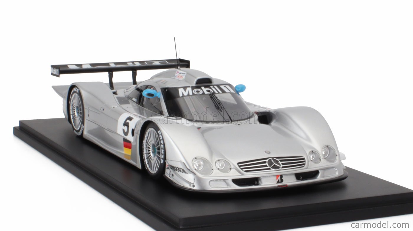 SPARK-MODEL 18S846 Echelle 1/18 | MERCEDES BENZ CLR 5.7L V8