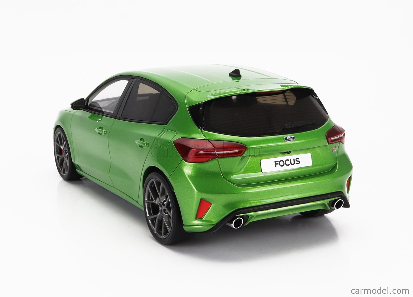 OTTO-MOBILE OT450 Scale 1/18 | FORD ENGLAND FOCUS MK5 PHASE 2 ST 2022 GREEN